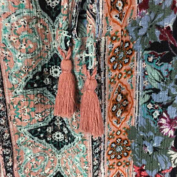 Show Me Your Mumu Thatcher Tie Top - Size Medium - Picture 5 of 7